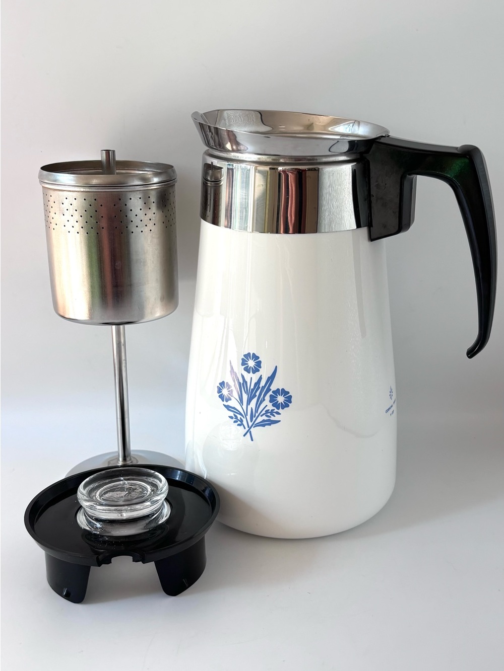 Corning Ware Blue Cornflower Stove Top Coffee Tea Pot Percolator 9 Cup P-149 Vtg